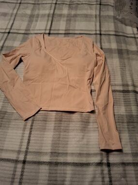 Women’s Long-Sleeve Square Neck Top in Blush